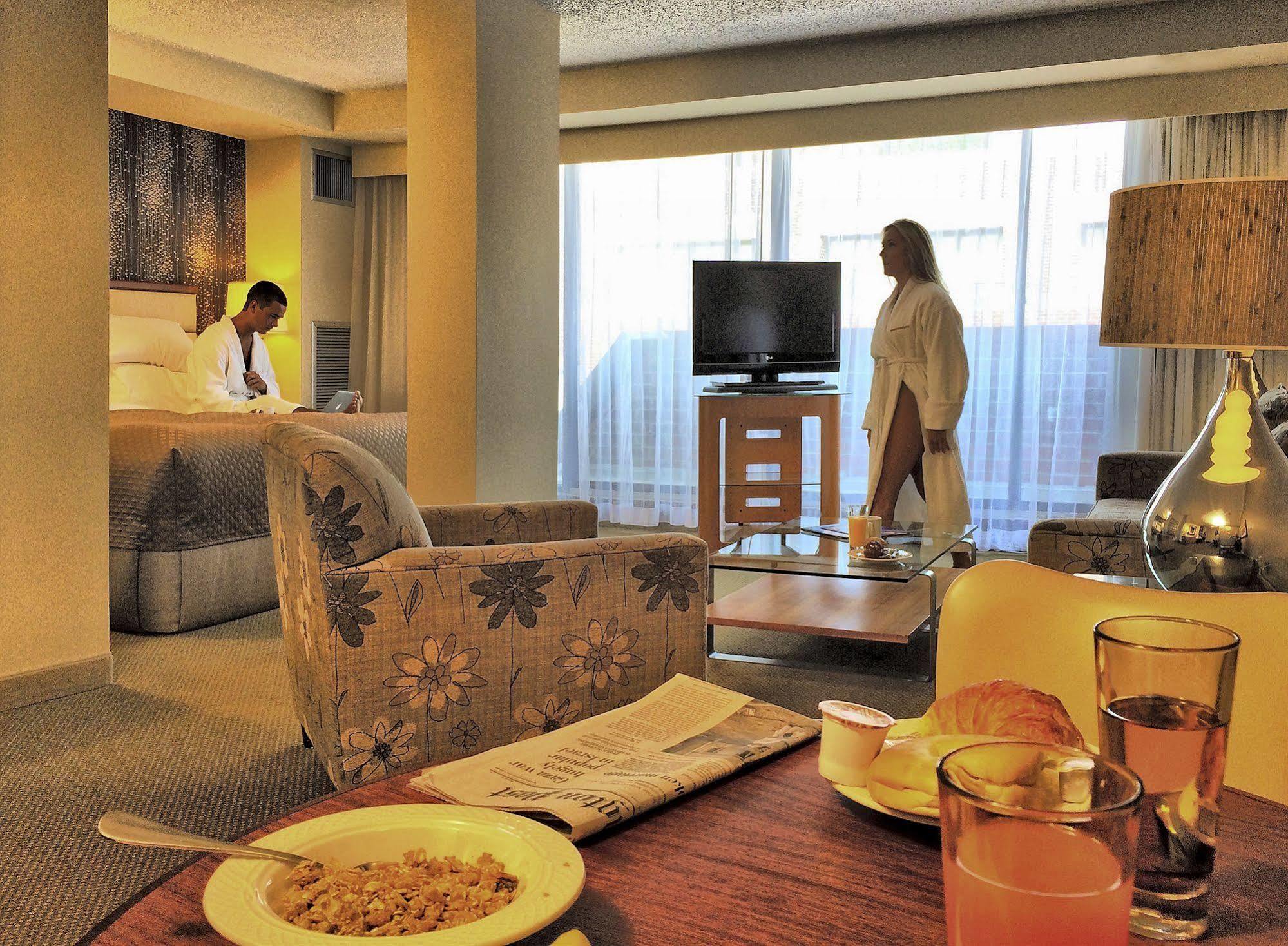 Georgetown Courtyard 3*