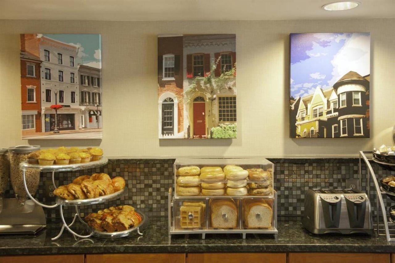 Georgetown Courtyard Hotel