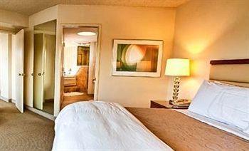 Georgetown Courtyard 3*